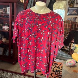 Coming to you via Alaska! LuLaRoe 3XL red with floral pattern